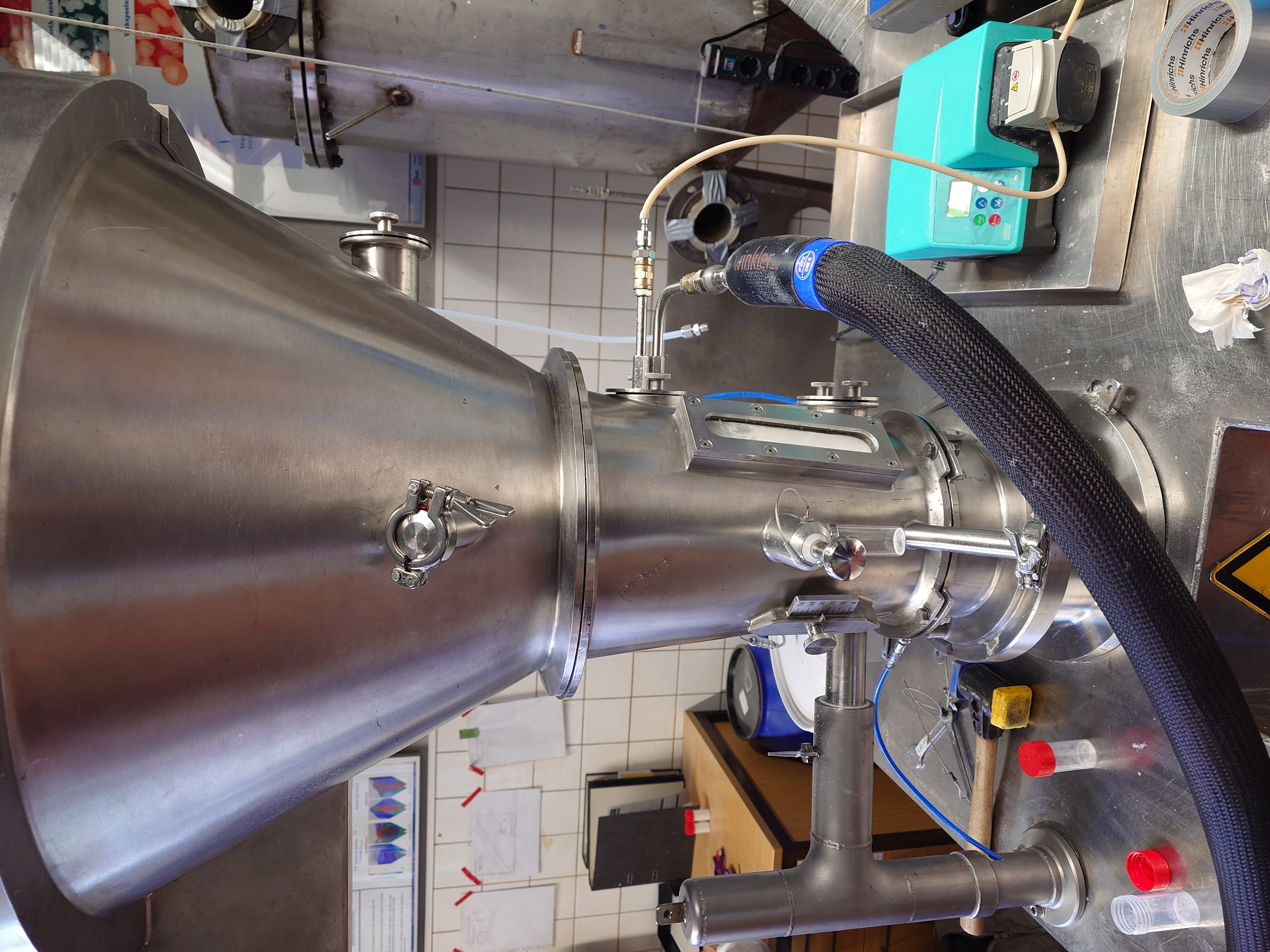 Glatt GF3 with Vario 3 insert and top-spray nozzle